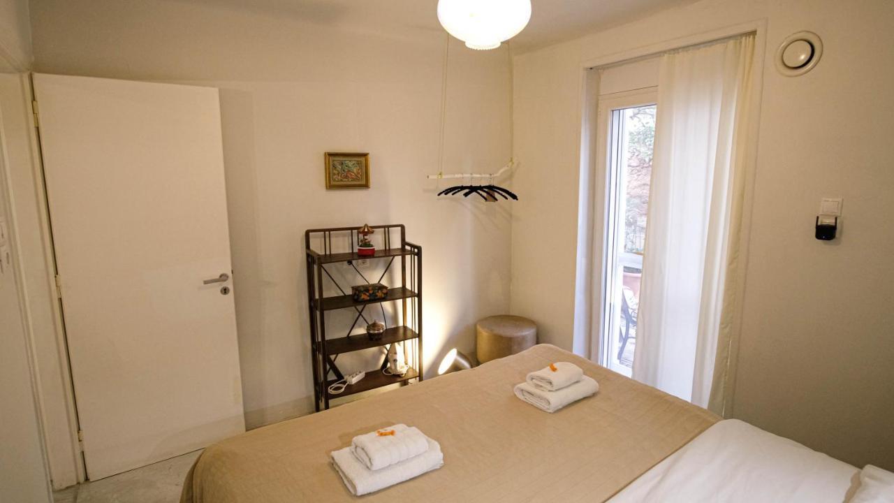 Quiet And Central Flat With Private Backyard Garden Афіни Екстер'єр фото