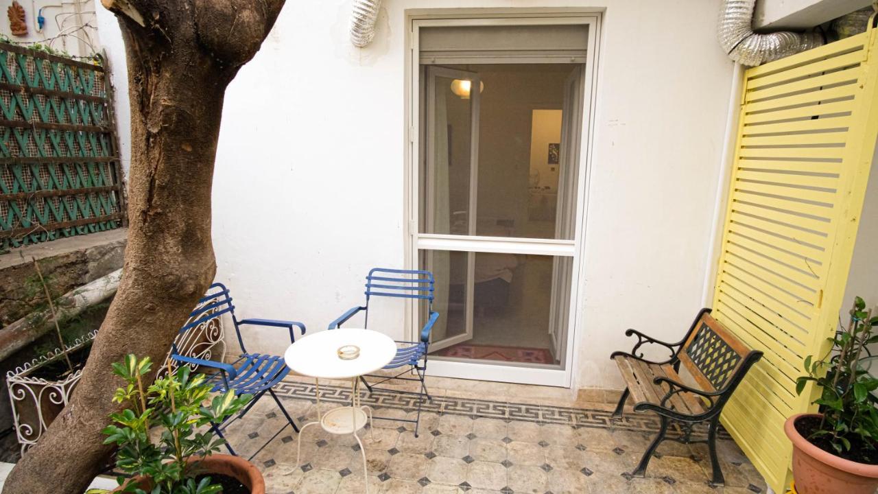 Quiet And Central Flat With Private Backyard Garden Афіни Екстер'єр фото