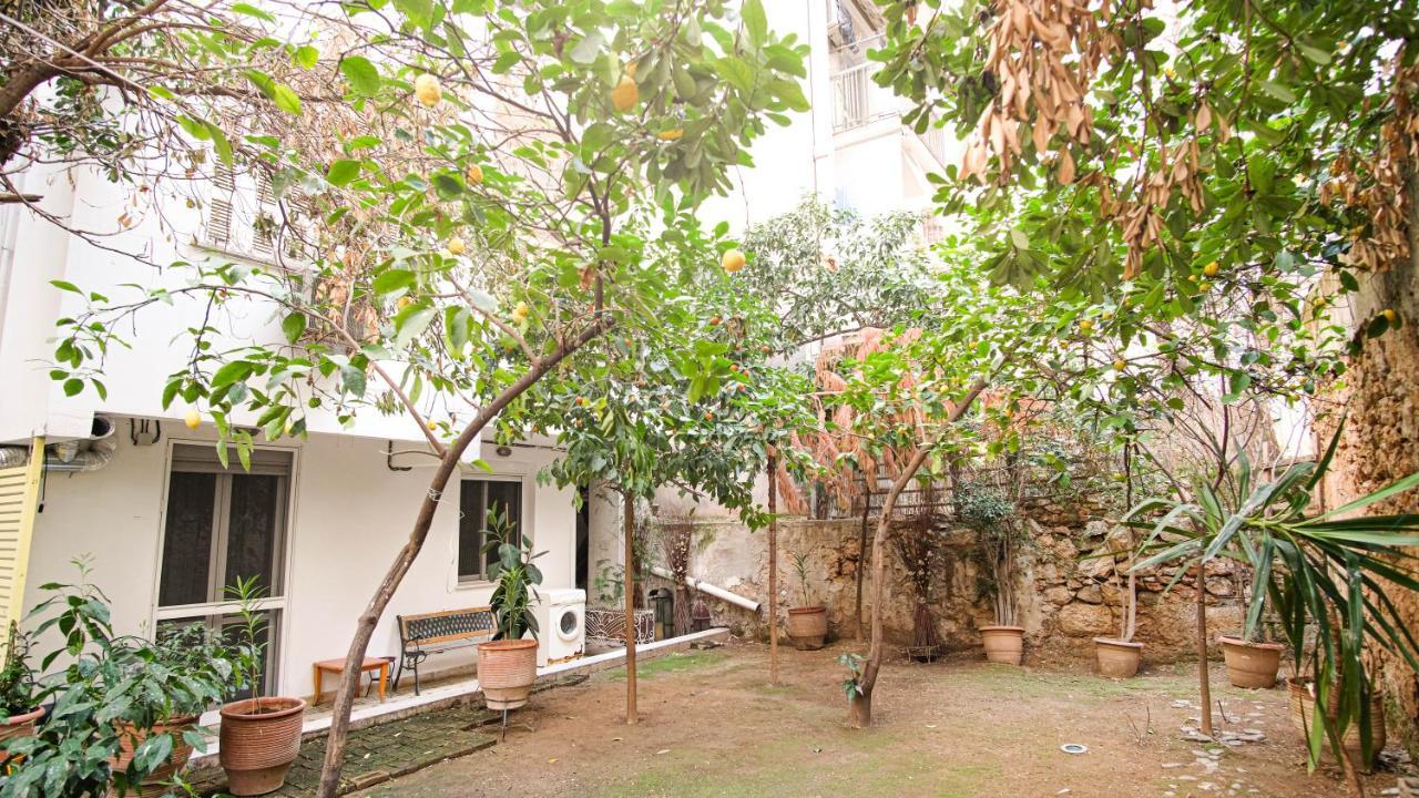 Quiet And Central Flat With Private Backyard Garden Афіни Екстер'єр фото